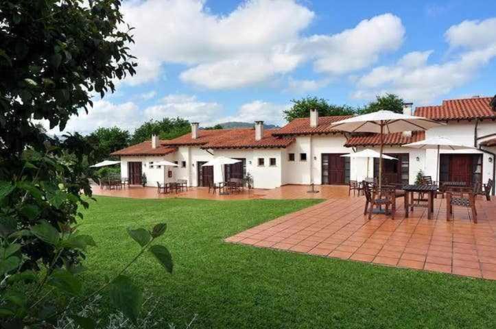 Apartamento Familiar Cercano A Playa De Rodiles 7 El Olivar  Dış mekan fotoğraf