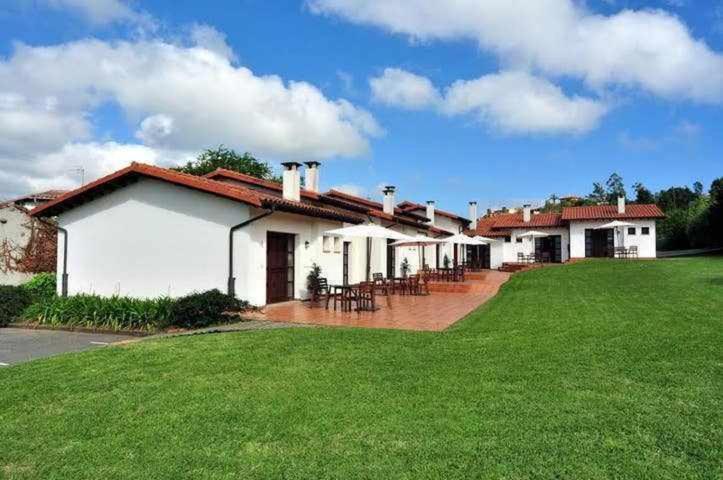 Apartamento Familiar Cercano A Playa De Rodiles 7 El Olivar  Dış mekan fotoğraf